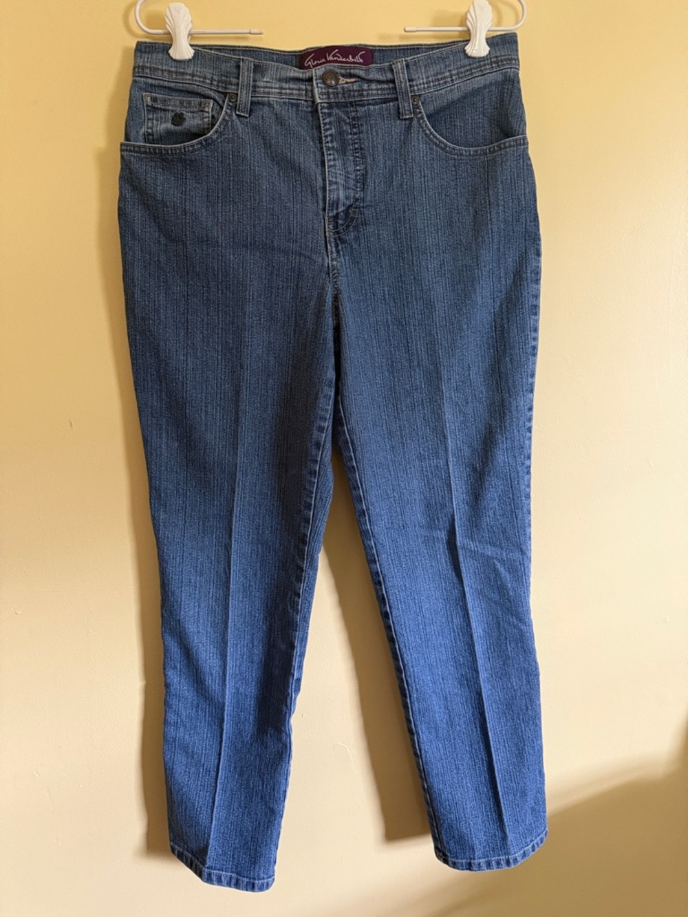 Gloria Vanderbilt Women’s Short Jeans
